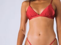 Carica e avvia il video nel visualizzatore di galleria, Video: Rio De Sol Haut Top Shimmer-Divino Tri-Fixo