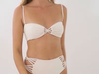 Carica e avvia il video nel visualizzatore di galleria, Video: Rio De Sol Haut Top Malibu-Natural Bandeau-Iris