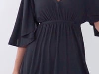 Carica e avvia il video nel visualizzatore di galleria, Video: Rio De Sol Mini Dress Black Mini Dress