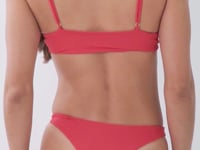 Carica e avvia il video nel visualizzatore di galleria, Video: Rio De Sol Haut Top Hibiscus Hana