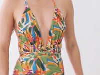 Carica e avvia il video nel visualizzatore di galleria, Video: Rio De Sol Une Pièce Tropical New Vegas