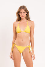 Carica l'immagine nel visualizzatore di Gallery, Model Front: Rio De Sol Bas Bottom Amarelo Ibiza-Comfy