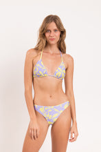 Carica l'immagine nel visualizzatore di Gallery, Model Front: Rio De Sol Bas Bottom Glow Essential-Comfy