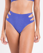 Carica l'immagine nel visualizzatore di Gallery, Gallery: Rio De Sol Bas Bottom Malibu-Indigo Highwaist-Spin