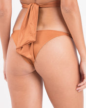 Carica l'immagine nel visualizzatore di Gallery, Image 05: Rio De Sol Bas Bottom Nocciola Cheeky-Fixa