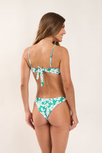 Carica l'immagine nel visualizzatore di Gallery, Model Back: Rio De Sol Bas Bottom Pua-Valley Kai