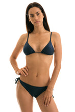 Carica l'immagine nel visualizzatore di Gallery, Model Front: Rio De Sol Bas Bottom Shark Inv Comfort