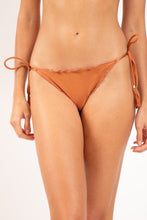 Carica l'immagine nel visualizzatore di Gallery, Gallery: Rio De Sol Bas Bottom Shimmer-Nocciola Frufru
