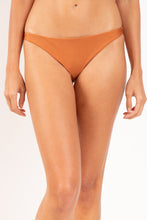 Carica l'immagine nel visualizzatore di Gallery, Gallery: Rio De Sol Bas Bottom Shimmer-Nocciola Leblon