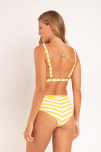 Carica l'immagine nel visualizzatore di Gallery, Model Back: Rio De Sol Bas Bottom Sunshine Lylou