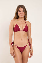 Carica l'immagine nel visualizzatore di Gallery, Model Front: Rio De Sol Bas Bottom Touch-Carmim Cheeky-Tie