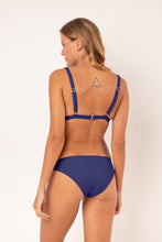 Carica l'immagine nel visualizzatore di Gallery, Model Back: Rio De Sol Bas Bottom Touch-Marinho Essential-Comfy