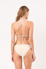 Carica l'immagine nel visualizzatore di Gallery, Model Back: Rio De Sol Bas Bottom Touch-Natural Essential-Comfy