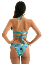 Carica l'immagine nel visualizzatore di Gallery, Model Back: Rio De Sol Ensemble Flower Geometric Transp Comfort