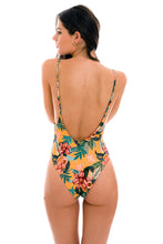 Carica l'immagine nel visualizzatore di Gallery, Model Back: Rio De Sol Une Pièce Lis Hype