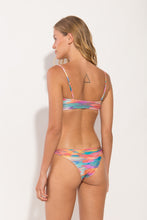 Carica l'immagine nel visualizzatore di Gallery, Model Back: Rio De Sol Ensemble Set River Bandeau-Reto Essential