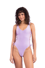 Carica l'immagine nel visualizzatore di Gallery, Model Front: Rio De Sol Une Pièce Shimmer-Harmonia Zoe