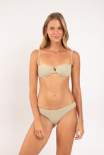 Carica l'immagine nel visualizzatore di Gallery, Model Front: Rio De Sol Haut Top Brisa-Pistache Juliette
