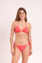 Carica l'immagine nel visualizzatore di Gallery, Model Front: Rio De Sol Haut Top Malibu-Folia Frufru