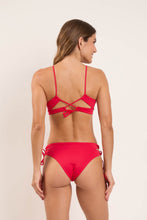 Carica l'immagine nel visualizzatore di Gallery, Model Back: Rio De Sol Haut Top Matte-Red Camille