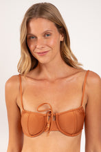 Carica l'immagine nel visualizzatore di Gallery, Gallery: Rio De Sol Haut Top Shimmer-Nocciola Balconet-Tie