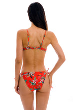 Carica l'immagine nel visualizzatore di Gallery, Model Back: Rio De Sol Haut Top Wildflowers Balconet-Pushup