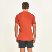 Carica l'immagine nel visualizzatore di Gallery, Model Back: Uv Line Fitness Haut T-Shirt Sport Fit Ferrugem Upf50+