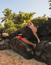 Carica l'immagine nel visualizzatore di Gallery, Image 12: Wednesday In Hawaii By Rio De Sol Haut Top Pua-Hibiscus Kauai