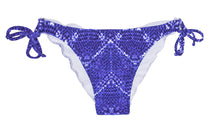 Carica l'immagine nel visualizzatore di Gallery, Product Front: Rio De Sol Bas Calcinha Bluejean Ripple
