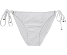 Carica l'immagine nel visualizzatore di Gallery, Model Front: Rio De Sol Bas Bottom Cloque Branco New Comfort
