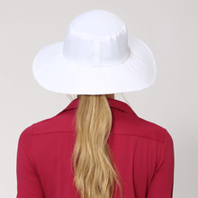 Carica l'immagine nel visualizzatore di Gallery, Model Back: Uv Line Chapeau Souple/Capeline Hat Lyon Nac L Fem White Upf50+
