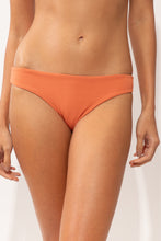 Carica l'immagine nel visualizzatore di Gallery, Gallery: Rio De Sol Bas Bottom Sand-Argila Essential-Comfy
