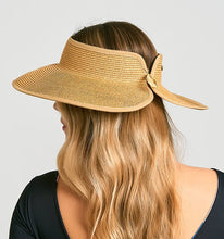 Carica l'immagine nel visualizzatore di Gallery, Model Back: Uv Line Visière Visor Siena Imp Fem Wheat Upf50+
