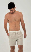 Carica l'immagine nel visualizzatore di Gallery, Product Front: Uv Line Bermuda / Short Pour Homme Shorts Acqua Boxer Areia Upf50+
