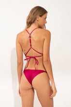 Carica l'immagine nel visualizzatore di Gallery, Model Back: Rio De Sol Ensemble Set Shimmer-Desejo Tri-Fixo-Noa Cheeky-Noa
