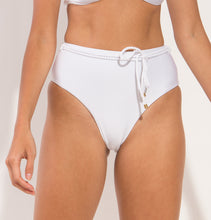 Carica l'immagine nel visualizzatore di Gallery, Image 10: Rio De Sol Bas Bottom Shimmer-White Belted-High-Waist
