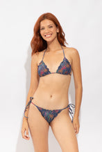 Carica l'immagine nel visualizzatore di Gallery, Model Front: Rio De Sol Haut Top Coqueiro Frufru
