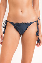 Carica l'immagine nel visualizzatore di Gallery, Gallery: Rio De Sol Bas Bottom Shark Frufru-Fio
