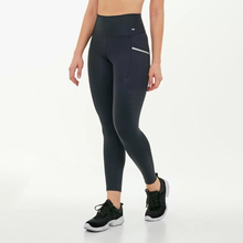 Carica l'immagine nel visualizzatore di Gallery, Model Front: Alto Giro Fitness Bas Legging Hyper Com Laser Lateral Preto
