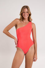 Carica l'immagine nel visualizzatore di Gallery, Model Front: Rio De Sol Une Pièce Malibu-Folia Sienna
