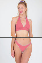 Carica l'immagine nel visualizzatore di Gallery, Model Front: Rio De Sol Ensemble Set Confetti Halter-Cos Essential-Comfy
