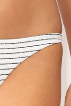 Carica l'immagine nel visualizzatore di Gallery, Image 06: Rio De Sol Bas Bottom Linea-White Nice
