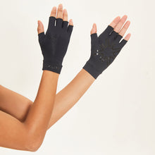 Carica l'immagine nel visualizzatore di Gallery, Image 04: Uv Line Gants Short Gloves Uni Black Upf50+
