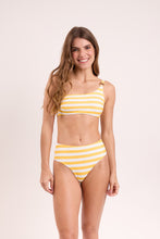 Carica l'immagine nel visualizzatore di Gallery, Model Front: Rio De Sol Bas Bottom Sunshine Hotpants
