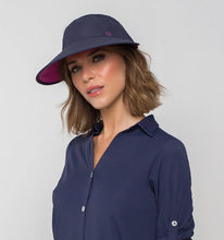 Carica l'immagine nel visualizzatore di Gallery, Model Front: Uv Line Casquette Visor Capri Colors Nac Fem Navy Blue Rose Upf50+
