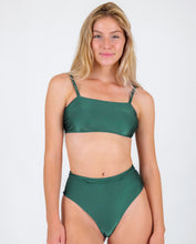 Carica l'immagine nel visualizzatore di Gallery, Gallery: Rio De Sol Ensemble Set Palace Bandeau-Reto Hotpants
