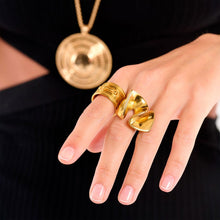 Carica l'immagine nel visualizzatore di Gallery, Image 02: Hipanema Bague Ring Ancient Gold Hipenema
