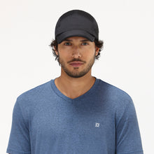 Carica l'immagine nel visualizzatore di Gallery, Model Front: Uv Line Casquette Cap Uv Pro Masc Black Upf50+
