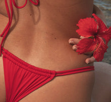 Carica l'immagine nel visualizzatore di Gallery, Image 12: Wednesday In Hawaii By Rio De Sol Bas Bottom Hibiscus Isla
