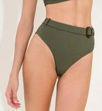 Carica l'immagine nel visualizzatore di Gallery, Gallery: Maaji Bas Bottom Pine Green Tiffany Whitney The Rose
